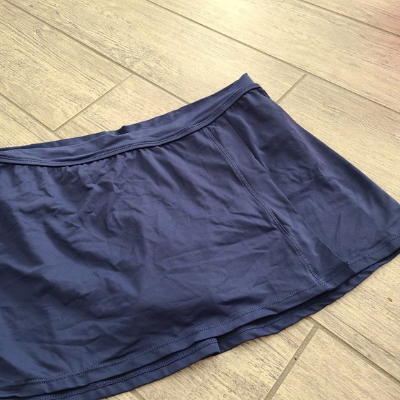 Liz Claiborne women's swim bottom skirt navy blue size 12 NWT - Picture 4 of 13